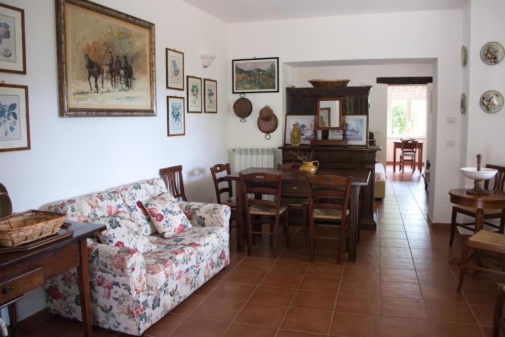 Agriturismo Il Casaletto Montefranco Exterior photo
